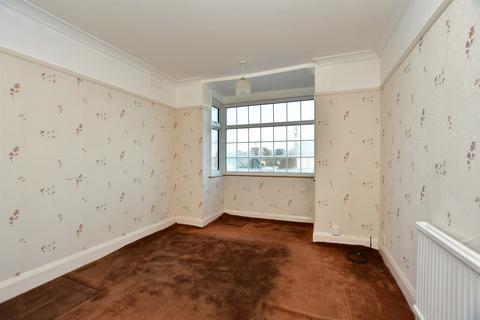 3 bedroom detached house for sale - Lynmouth Drive, Minster On Sea, Sheerness, Kent