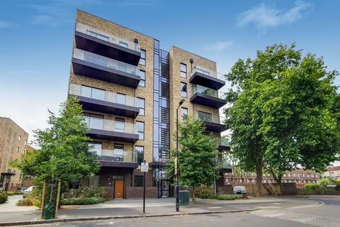 1, Leyland Court Daniel Gardens, London, SE15 6BG