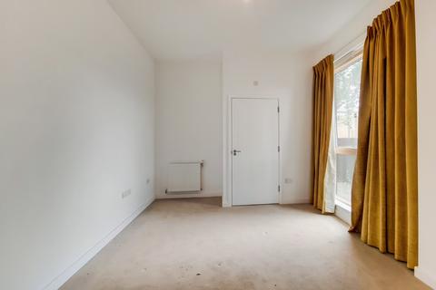 1, Leyland Court Daniel Gardens, London, SE15 6BG