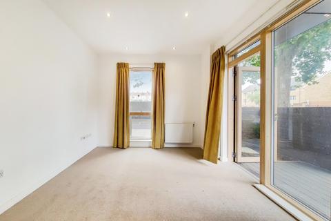 1, Leyland Court Daniel Gardens, London, SE15 6BG