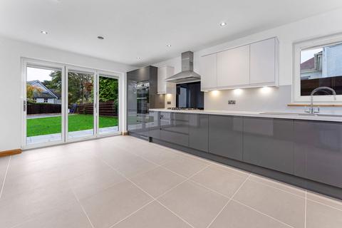 4 bedroom detached house to rent, Ewerland, Cramond, Edinburgh, EH4
