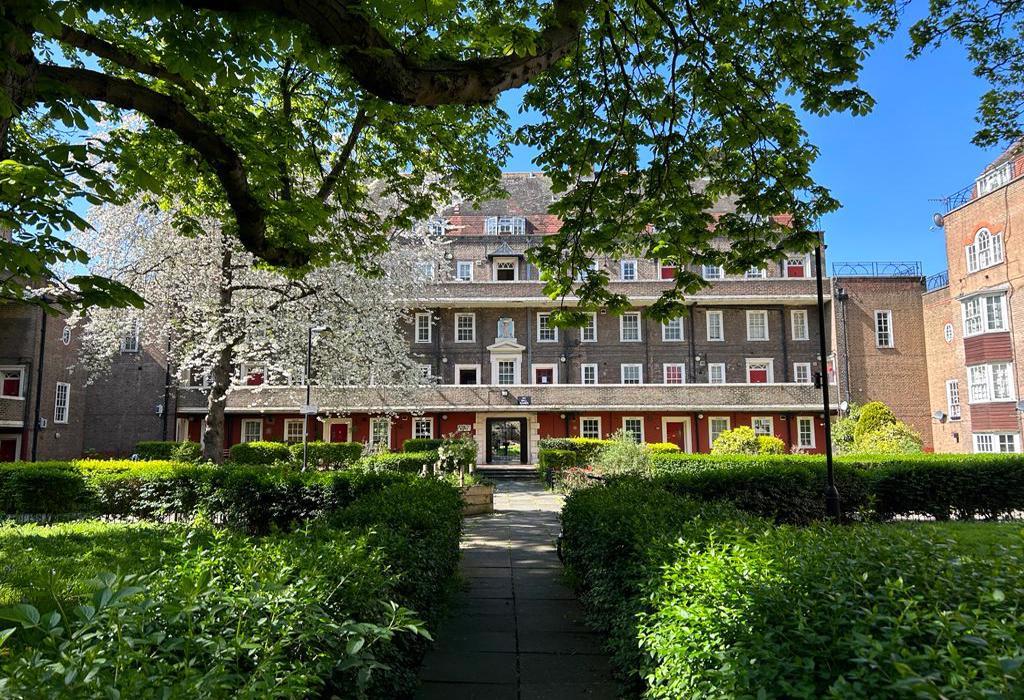 Stanley House, London 2 bed apartment for sale £375,000