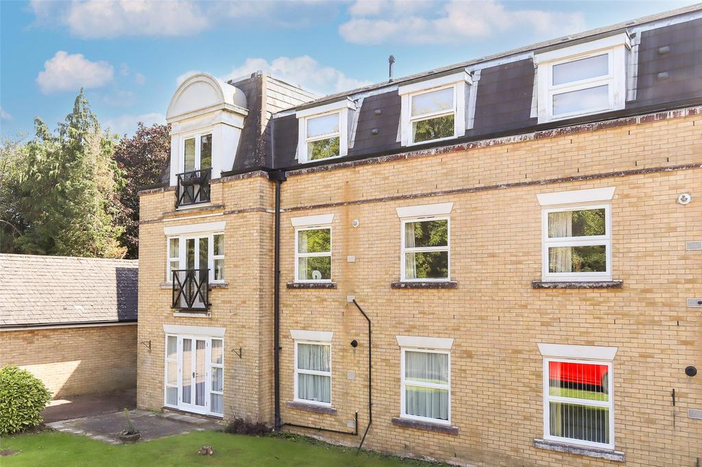 Wildwood Court, Cedars Village, Chorleywood, Hertfordshire, WD3 2 bed