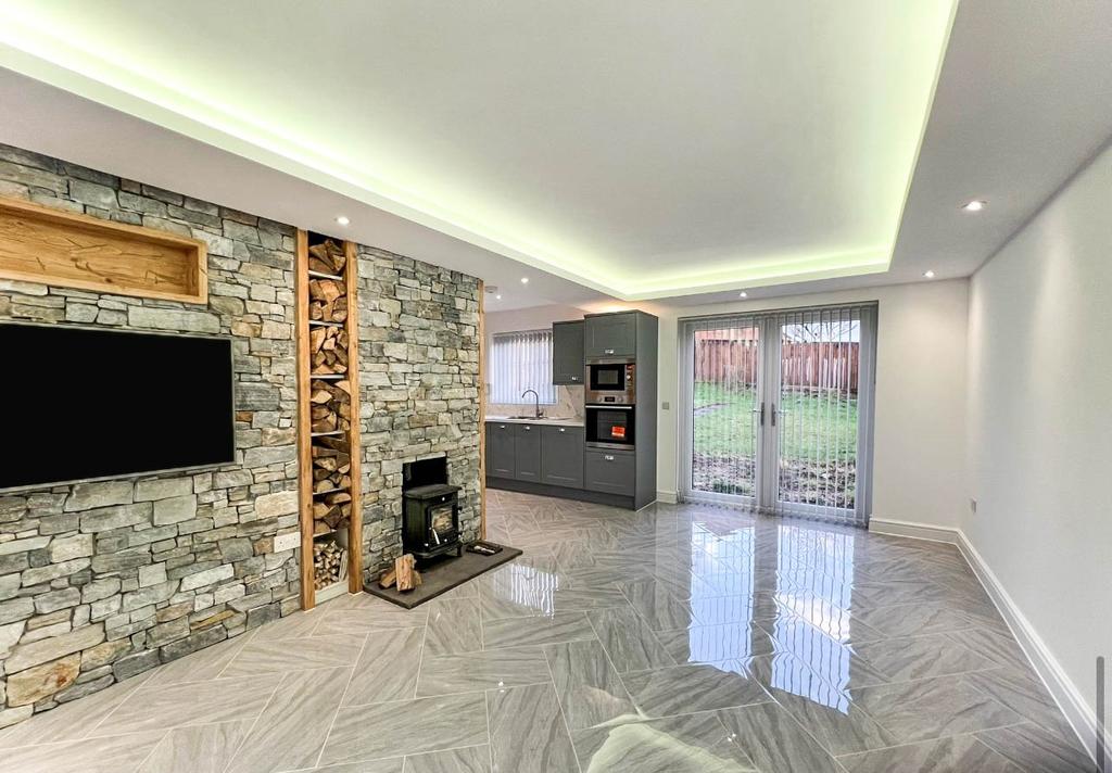 Longview Road, Clase, Swansea, West... 2 bed semidetached house £150,000