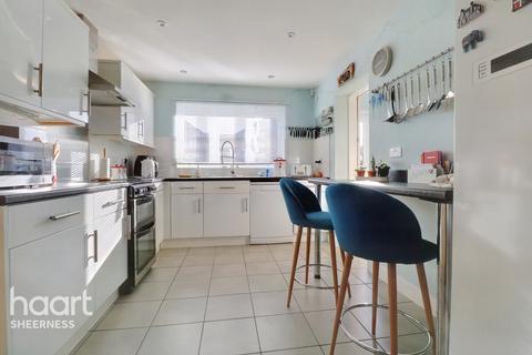 8 Larch End, Minster On Sea, Sheerness, ME12 3FJ