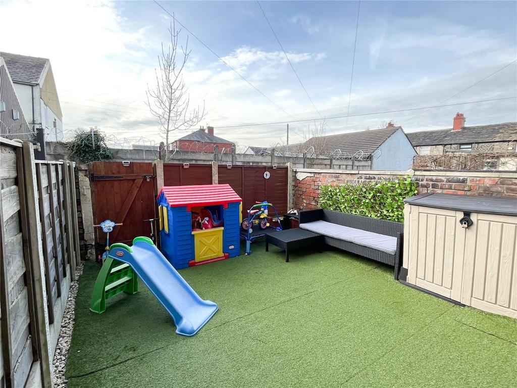 Ashton Road, Hyde, Greater... 3 bed terraced house £170,000