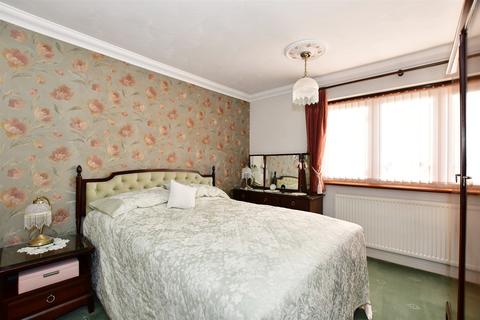 110 Ardleigh, Basildon, SS16 5RW