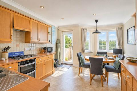 3 bedroom townhouse for sale, Royal Sands, Prestigious Gated Community - Pet Friendly