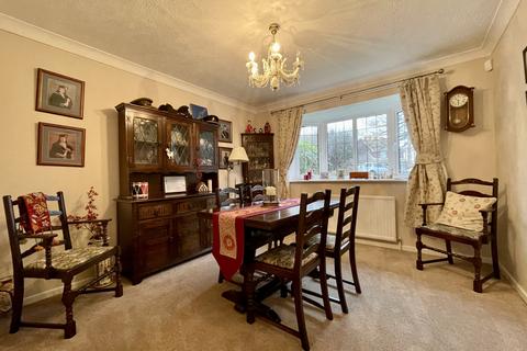 4 bedroom detached house for sale, Purbeck Close, Eastbourne, East Sussex, BN23