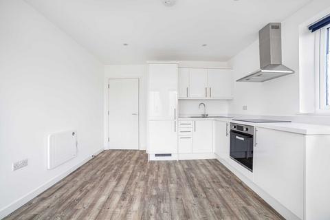 1 bedroom apartment for sale, Lodge Road, Wallington