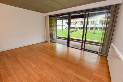 1 bedroom flat for sale, Woodfield Road, Altrincham, Cheshire, WA14