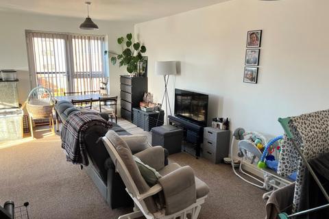 2 bedroom apartment to rent - Boldison Close,  Aylesbury,  HP19