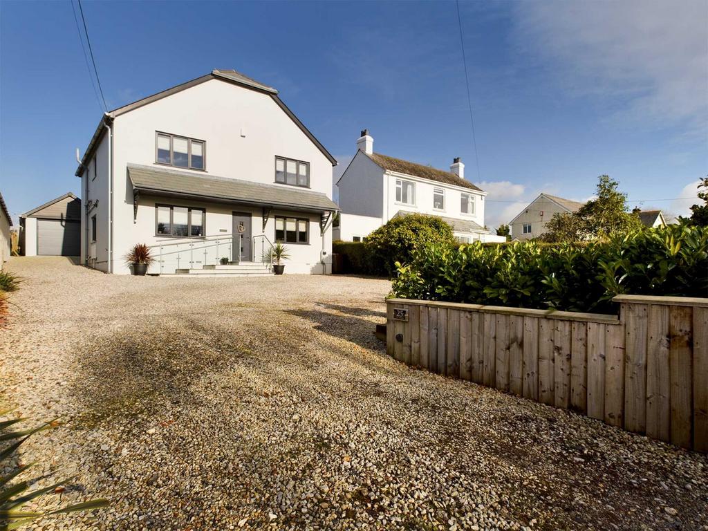 Saltash Road, Callington 4 bed house £495,000