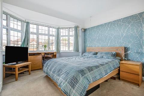 16a Aboyne Drive, London, SW20 0AL