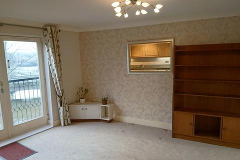 2 bedroom flat for sale, Edenbridge, Kent, TN8