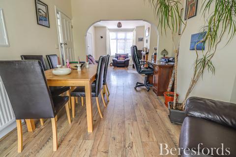 undefined, Warley Mount, Warley, CM14