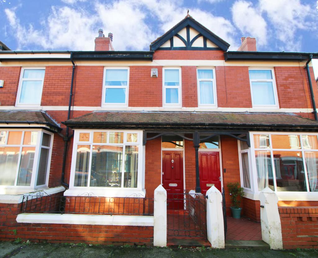 Burns Road, Fleetwood, FY7 3 bed terraced house £135,000