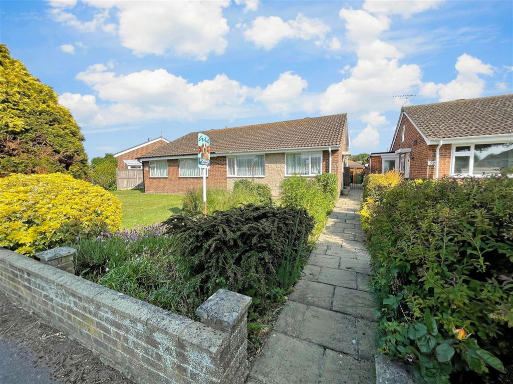 Elm Road, St. Marys Bay, Romney Marsh, Kent 3 bed bungalow for sale £300,000