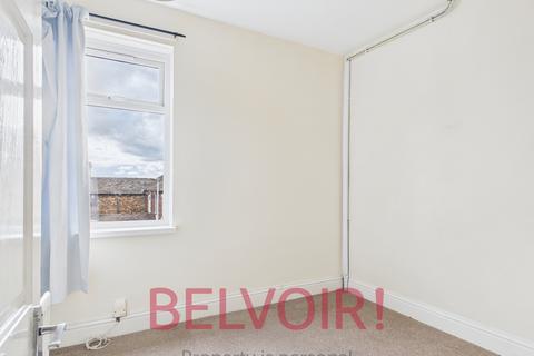 3 bedroom terraced house to rent, High Lane, Burslem, Stoke-on-Trent, ST6