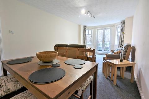 2 bedroom flat to rent, Sinclair Gardens, Shandon, Edinburgh, EH11