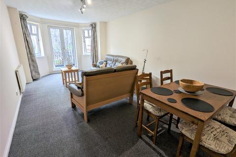 2 bedroom flat to rent, Sinclair Gardens, Shandon, Edinburgh, EH11