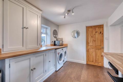 38 Foregate Street, Astwood Bank, Redditch, B96 6BW
