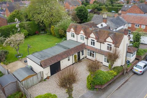 38 Foregate Street, Astwood Bank, Redditch, B96 6BW