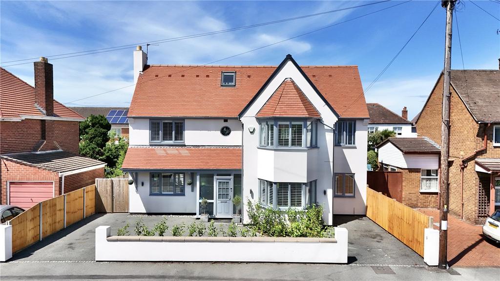 Cleveley Road, Meols, Wirral, CH47 5 bed detached house for sale £620,000
