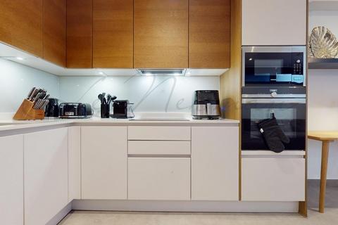 2 bedroom duplex for sale, College Yard, Kentish Town, NW5