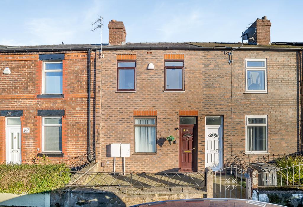 Winwick Road, Warrington, Cheshire 2 bed house for sale £160,000