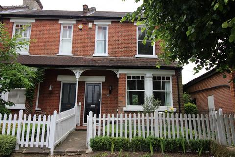 3 bedroom end of terrace house to rent, Hadley Highstone, Barnet EN5