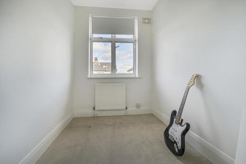 40 Sheringham Road, London, SE20 7YJ