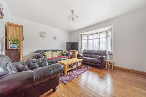 3 bedroom semi-detached house for sale - Hatley Road, Bitterne, Southampton, Hampshire, SO18