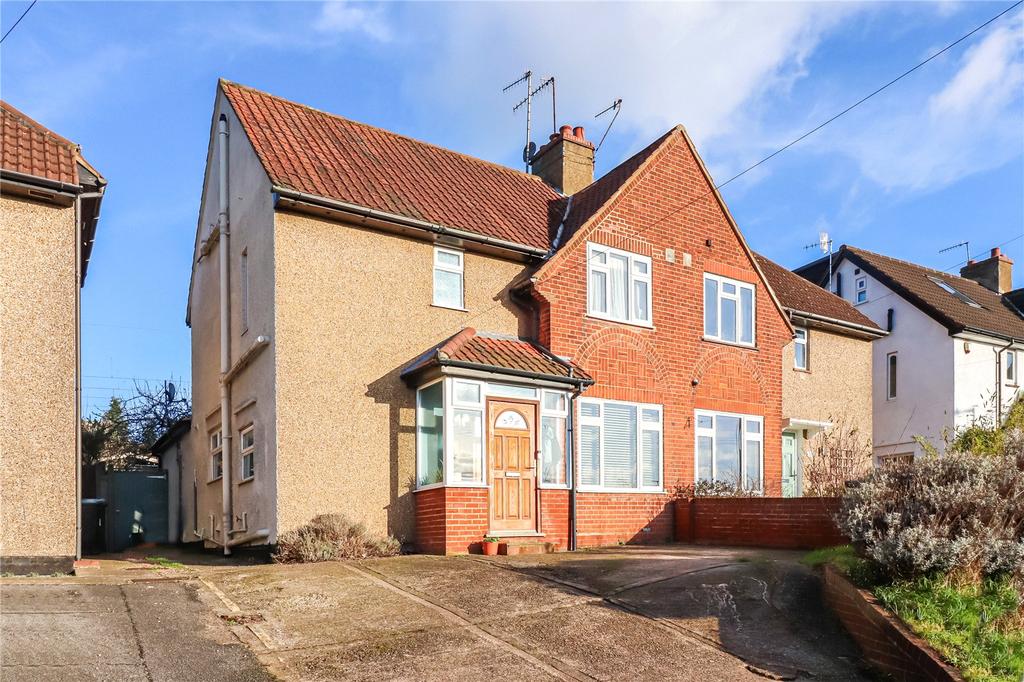 Primrose Hill, Kings Langley, Herts, WD4 4 bed semidetached house £600,000