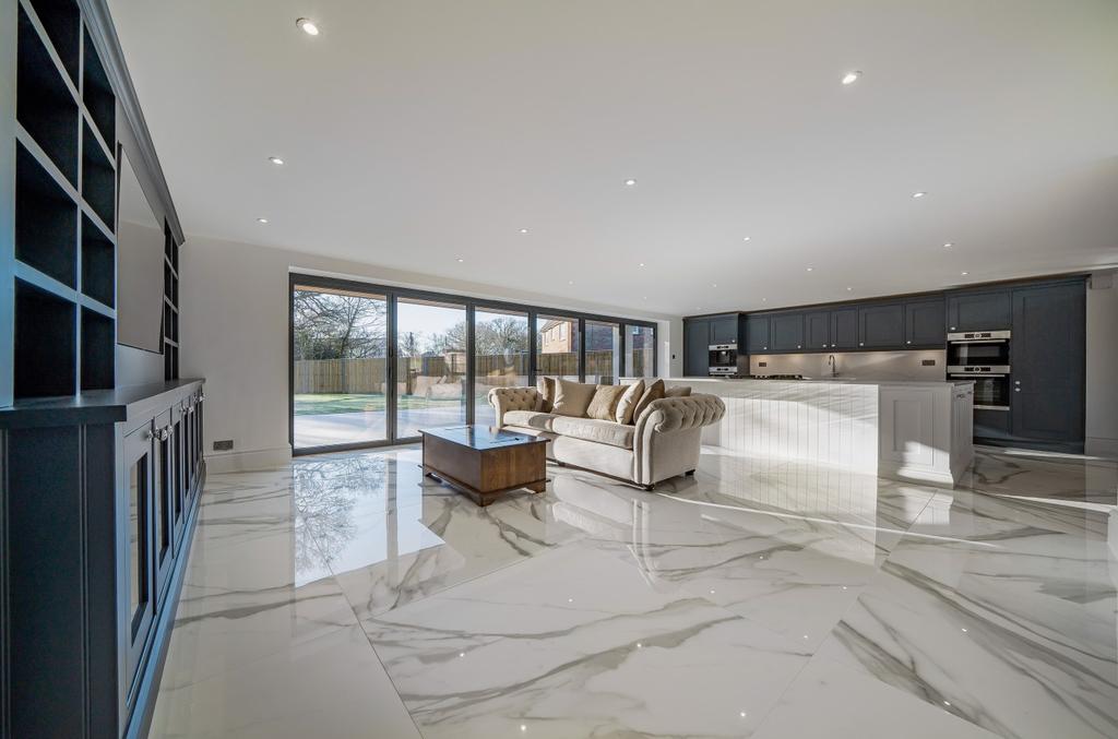 Skylark Meadows, Whiteley, Hampshire... 5 bed detached house £2,000,000
