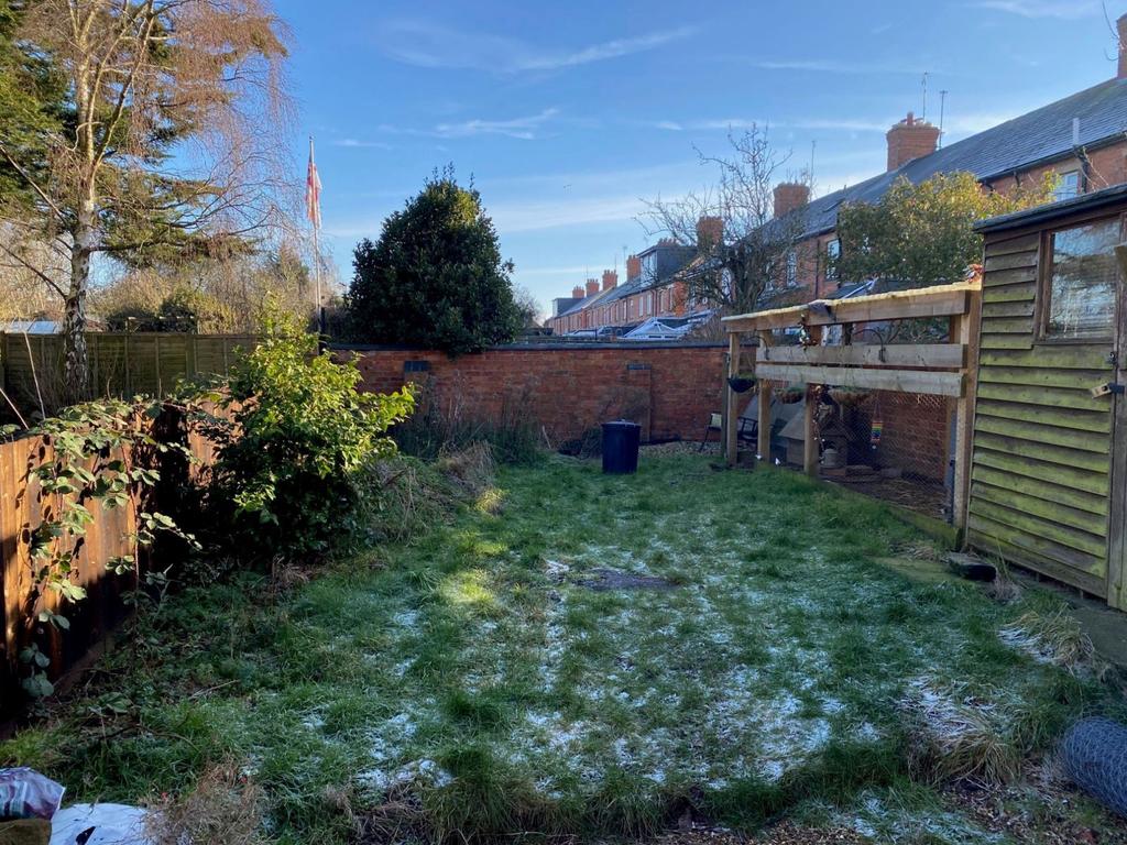 Northampton Road, Brixworth, Northampton NN6 9DY 2 bed end of terrace