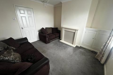 2 bedroom terraced house to rent, Astil Street, Burton-On-Trent, DE15