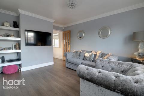 5 Pretoria Road, Romford, RM7 7AU