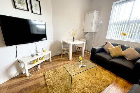 2 bedroom apartment to rent, Pontefract Lane, Leeds, West Yorkshire, LS9