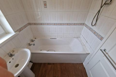 2 bedroom house to rent, Ramillies Road, Sunderland SR5