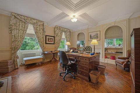 Highlands Whitworth Road, Darley Dale, Matlock, DE4 2HJ