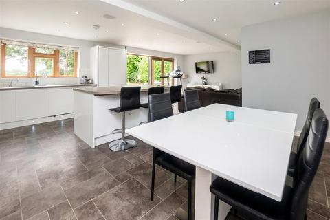 Silver Birches Three Ways, Haseley, Warwick, CV35 7LY