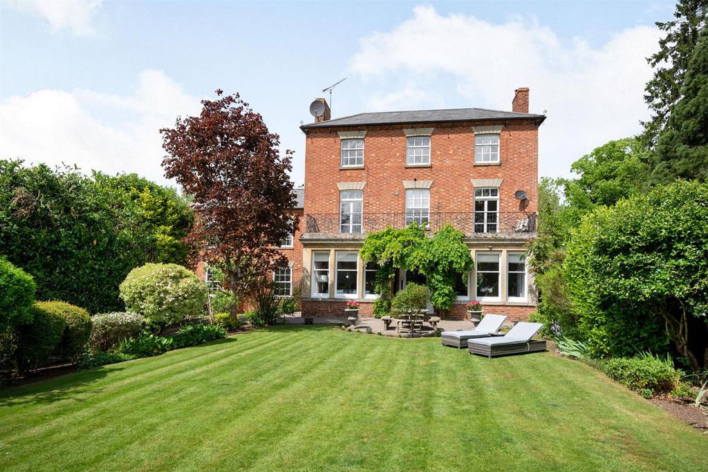 Clifford Hill Little Houghton 8 Bed Detached House 1 500 000 clifford-hill-little-houghton-8-bed-detached-house-1-500-000