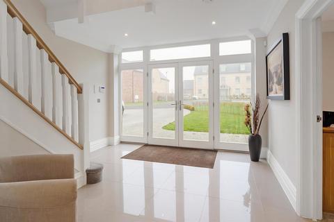 8 Coles Close, Little Harrowden, Wellingborough, NN9 5DD