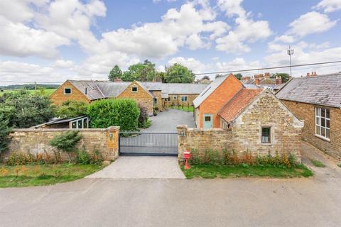 Home Farm House Daventry Road, Norton, Daventry, NN11 2ND