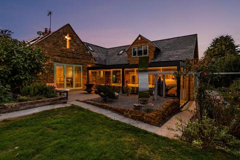 Home Farm House Daventry Road, Norton, Daventry, NN11 2ND
