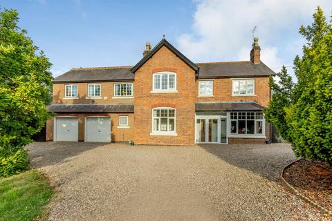 5 bedroom detached house for sale, Broughton Lane Leire, Lutterworth, Leicestershire LE17 5HA