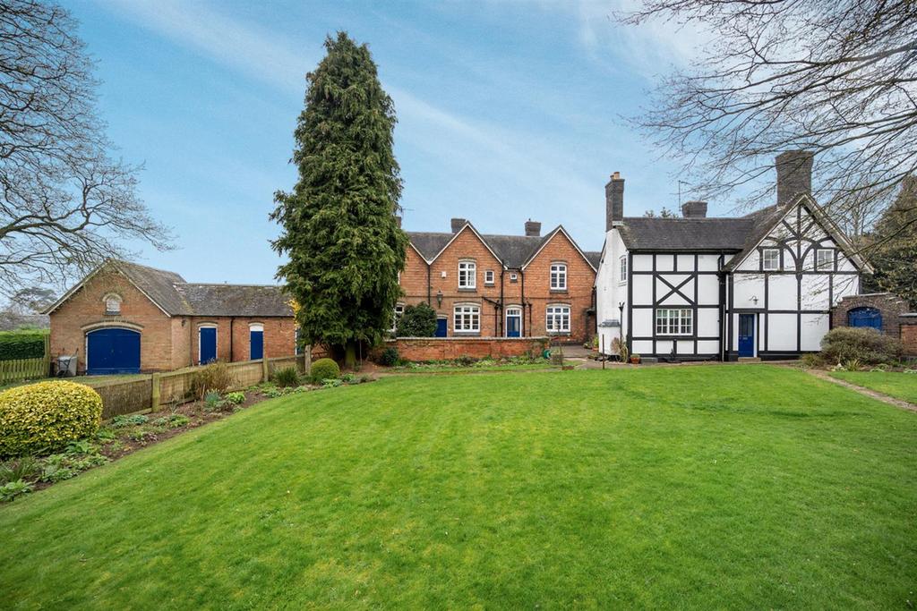Stretton Under Fosse Rugby, Warwickshire, CV23 0PE 6 bed country house