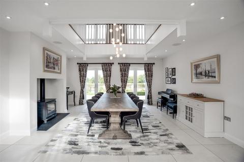 5 bedroom detached house for sale - The Convent, Rising Lane, Solihull, B93 ODJ