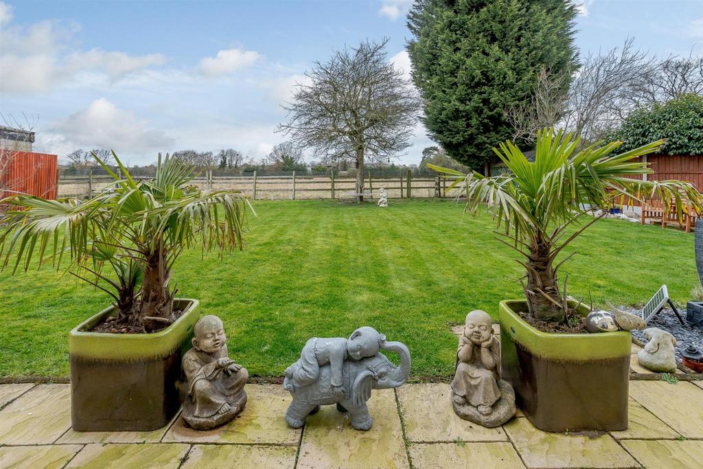 The Green, Lea Marston, Sutton... 4 bed detached house £750,000